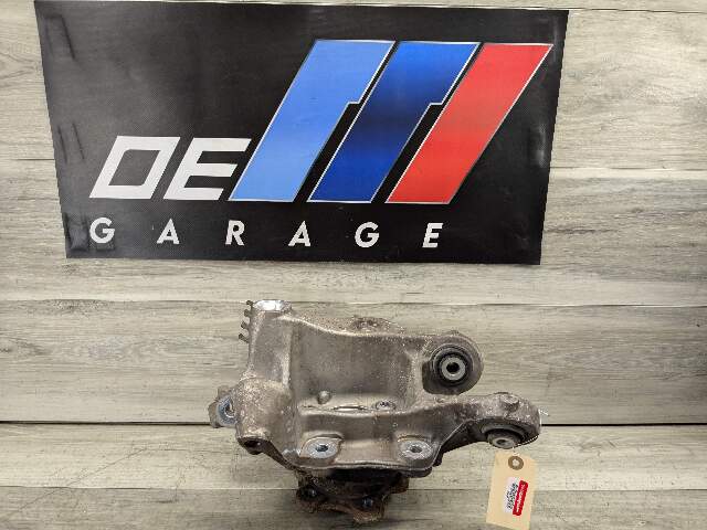 17-23 OEM BMW G30 530 540 M5550 REAR Right Passenger Hub Knuckle Bearing Carrier