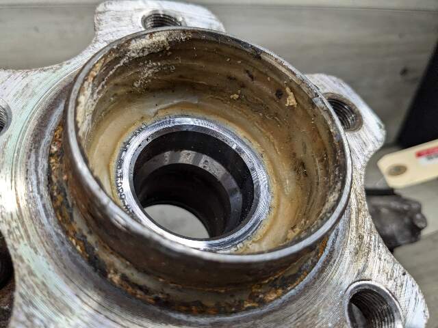 17-23 OEM BMW G30 530 540 M5550 REAR Right Passenger Hub Knuckle Bearing Carrier