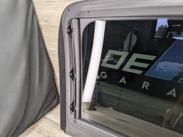 16-20 OEM BMW G12 740 750 Front Sunroof Window Glass Panel Roof Top