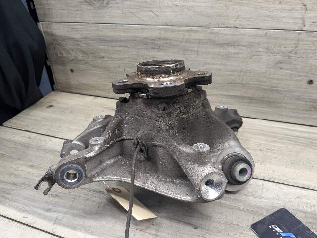 18-24 OEM BMW G01 X3 REAR Right Passenger Side Wheel Hub Spindle Knuckle Bearing
