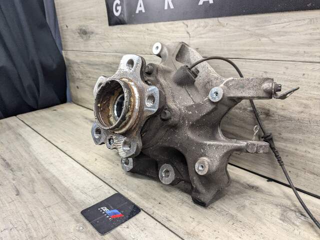 18-24 OEM BMW G01 X3 REAR Right Passenger Side Wheel Hub Spindle Knuckle Bearing