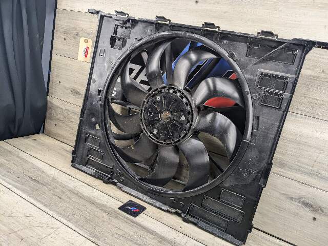 OEM BMW G12 740 750 G30 530 Engine Radiator Cooling Fan Shroud Motor 850W