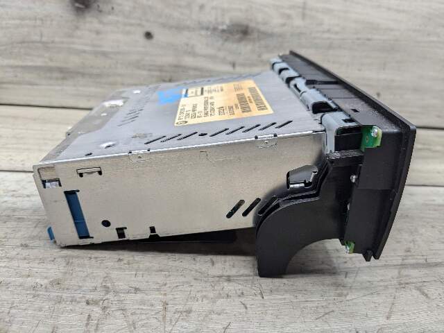 07-13 OEM BMW E82 E88 E90 E93 CD Radio Professional Tuner Receiver CD Player