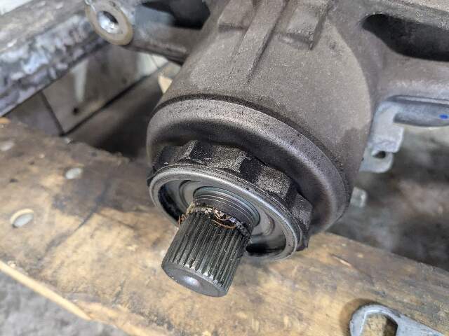 OEM BMW G01 G02 X3 X4 xDrive AWD Rear Differential Axle Gearbox Carrier 3.38 68k