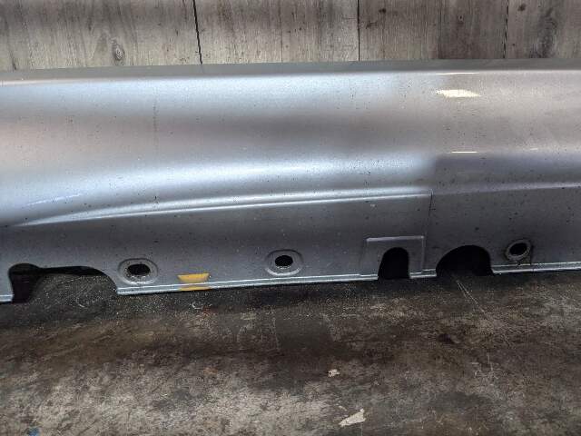 *SCRATCHES* 10-14 OEM BMW E71 X6M Right Passenger Side Skirt Rocker Panel Silver