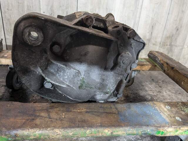 07-13 OEM BMW E70 E72 X5 X6 Rear Differential Axle Carrier 3.64 123k DIESEL