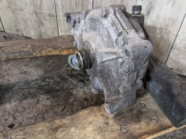 11-13 OEM BMW E70 E72 X5 X6 LCI Front Differential Axle Carrier 3.64 123k DIESEL