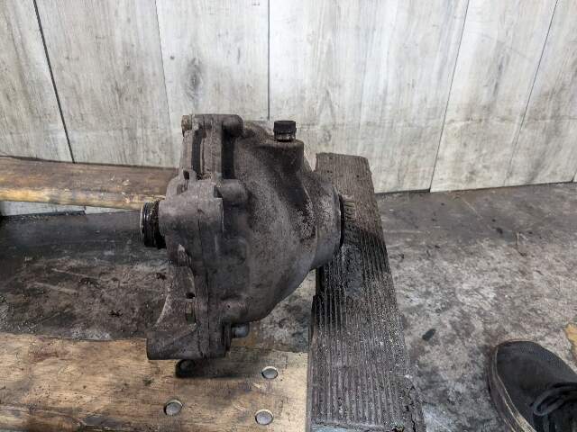 11-13 OEM BMW E70 E72 X5 X6 LCI Front Differential Axle Carrier 3.64 123k DIESEL