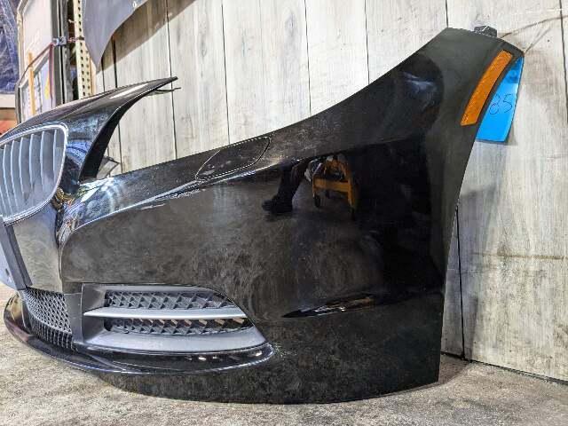 *OEM BMW E89 Z4 Front Bumper Cover Panel Assembly Alpine Black 668 w/ Grilles