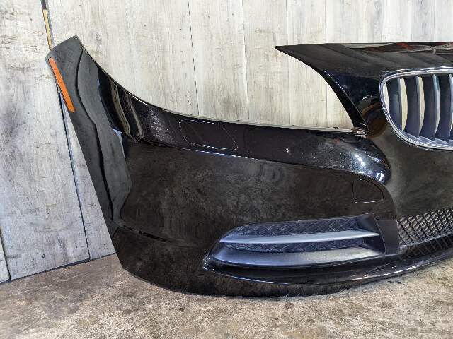 *OEM BMW E89 Z4 Front Bumper Cover Panel Assembly Alpine Black 668 w/ Grilles