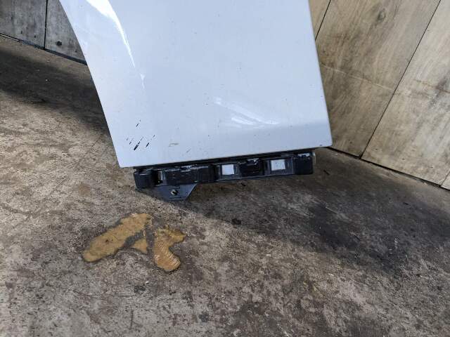 12-18 OEM BMW F30 F31 328 335 340 Sedan Left Driver Side Fender Panel White