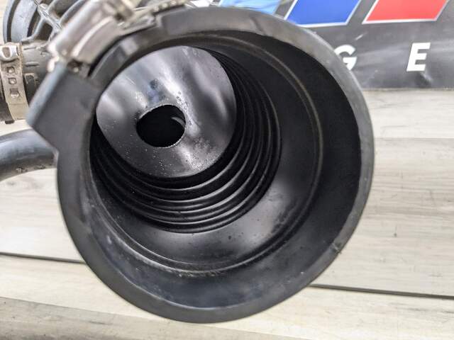 16-21 OEM BMW G12 740 840 B58 Air Intake Resonator Silencer w/ Tube Pipe Line