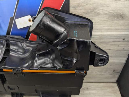 10-14 OEM BMW E70 E71 X5M X6M Engine S63 Air Intake Muffler Filter Box Housing