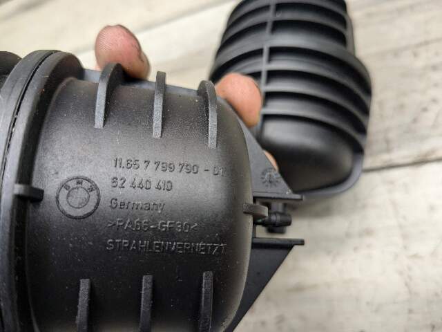 OEM BMW E70 E71 X5M X6M Engine S63 Turbo Charger Vacuum Tank Reservoir SET