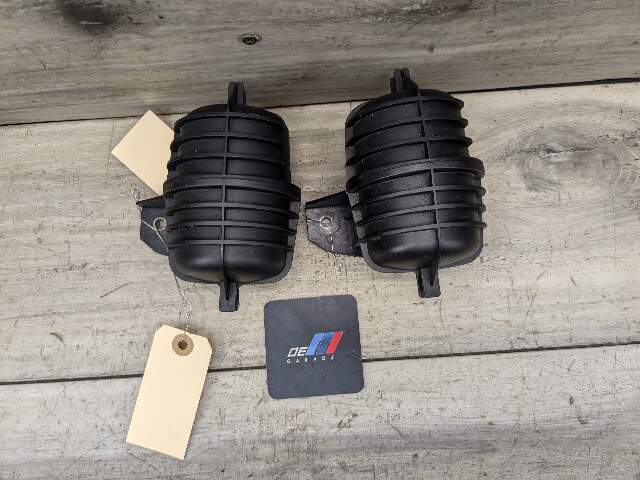 OEM BMW E70 E71 X5M X6M Engine S63 Turbo Charger Vacuum Tank Reservoir SET