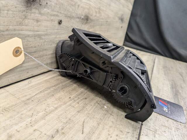 07-14 OEM BMW E70 E71 X5 X6 X5M X6M Right Passenger AC Air Vent Dash Grille