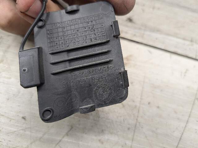 11-13 OEM BMW E70 X5 Front Left Driver Side Bumper Tow Hook Cover Eye Trim Black