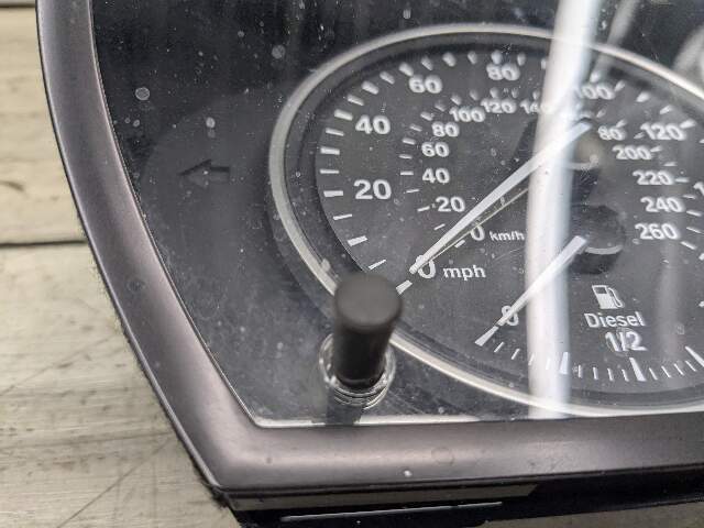 09-11 OEM BMW E70 E71 X5 X6 DIESEL Speedometer Instrument Gauge Cluster