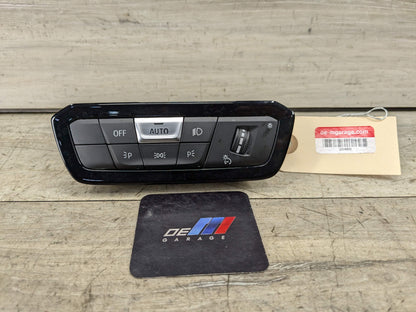 OEM BMW G20 G22 G23 G26 G42 G80 G82 M3 M4 Headlight Control Switch Light Module