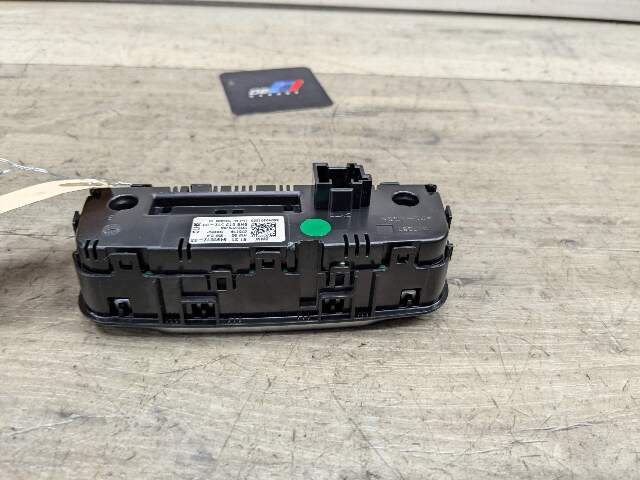 OEM BMW G20 G22 G23 G26 G80 G82 G83 Rear AC Air Climate Control Switch Module