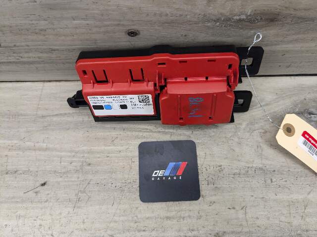 OEM BMW G20 G26 G80 330 M340 Positive Battery Junction Terminal Control Fuse Box