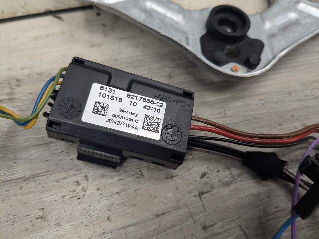 *WEAR* OEM BMW E70 E71 X5 X6 Steering Wheel Multifunction Button Switch Harness