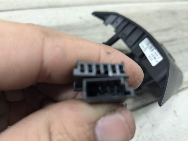 *WEAR* OEM BMW E70 E71 X5 X6 Steering Wheel Multifunction Button Switch Harness