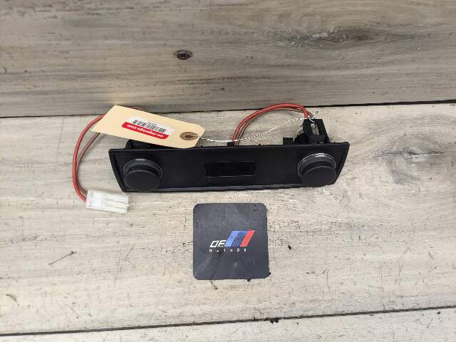 07-14 OEM BMW E70 E71 X5 X6 Rear Center Switch Cover Trim Insert Charger Ports