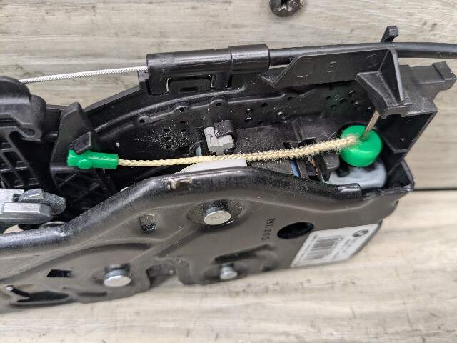 19-21 OEM BMW G20 G80 330 M340 Trunk Lid Actuator Latch Lock System w Soft Close