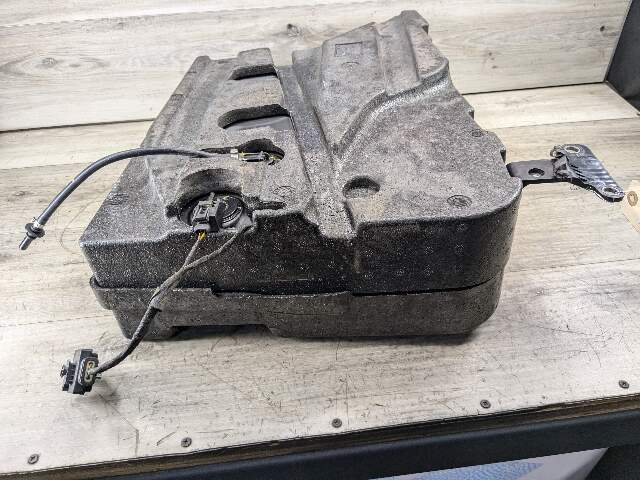 09-13 OEM BMW E70 X5 Diesel Sedan SCR Selective Catalytic Reduction DEF Tank