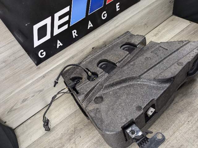09-13 OEM BMW E70 X5 Diesel Sedan SCR Selective Catalytic Reduction DEF Tank