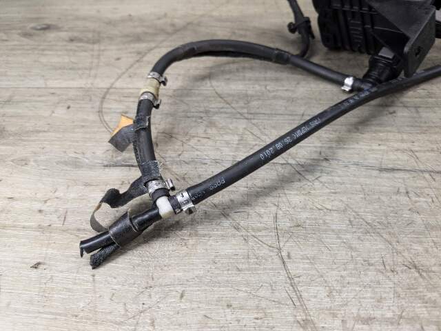 09-13 OEM BMW E70 E90 X5 335D M57N2 Diesel Emission Fluid Transfer Pump SCR