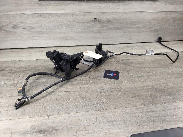 09-13 OEM BMW E70 E90 X5 335D M57N2 Diesel Emission Fluid Transfer Pump SCR