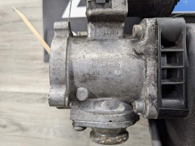 09-13 OEM BMW E70 X5 E90 335d Diesel Engine M57Y Intake Manifold w/ EGR Valve