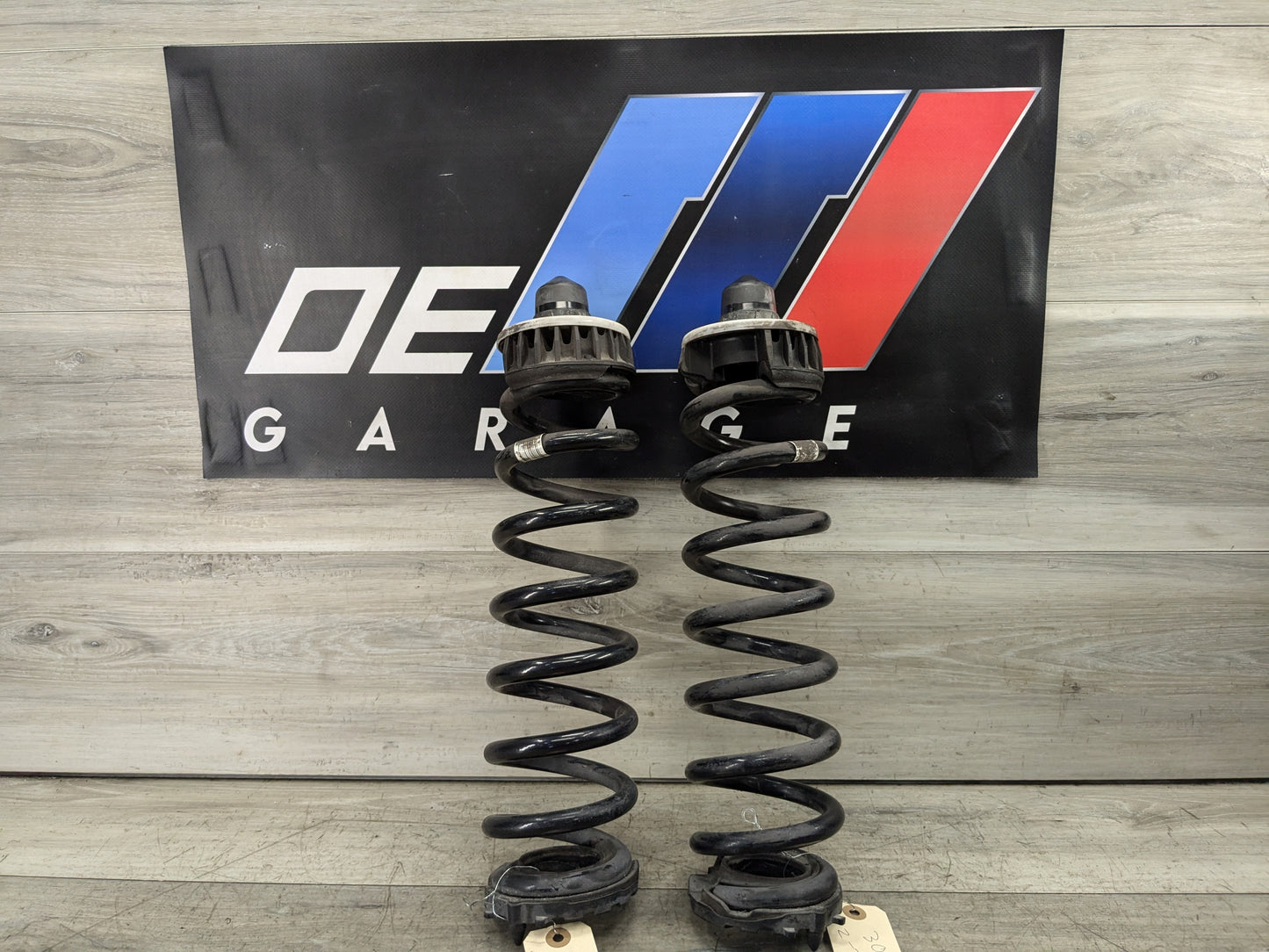 OEM BMW G20 330 RWD Rear Left Right Suspension Strut Shock Coil Springs PAIR