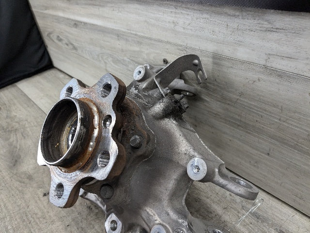 19-21 OEM BMW G20 330 M340 REAR Right Knuckle Wheel Hub Spindle Bearing