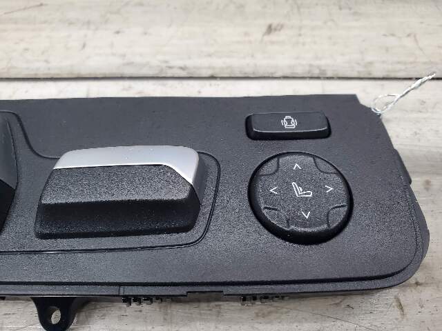 *OEM BMW G01 G02 G20 X3 Front Passenger Right Seat Adjustment Control Switch