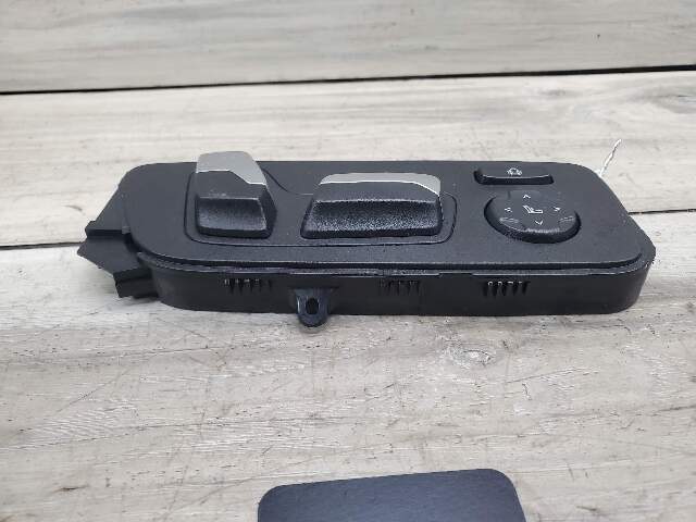 *OEM BMW G01 G02 G20 X3 Front Passenger Right Seat Adjustment Control Switch