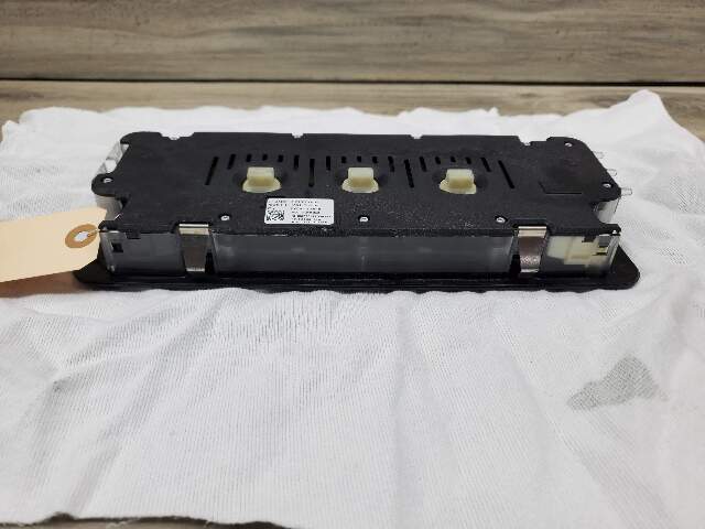 07-13 OEM BMW E88 E89 E93 Overhead Roof Console Dome Light SOS Switch