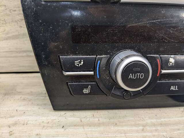 NOTE OEM BMW F01 F02 740 750 AC Switch Heater Climate Control Radio Media Button