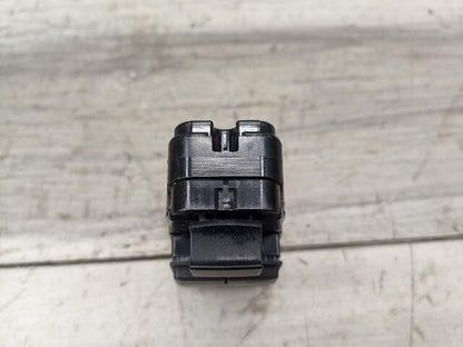 10-18 BMW F01 F02 F06 F07 Rear Window Regulator Sun Shade Control Switch