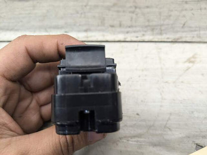 10-18 BMW F01 F02 F06 F07 Rear Window Regulator Sun Shade Control Switch