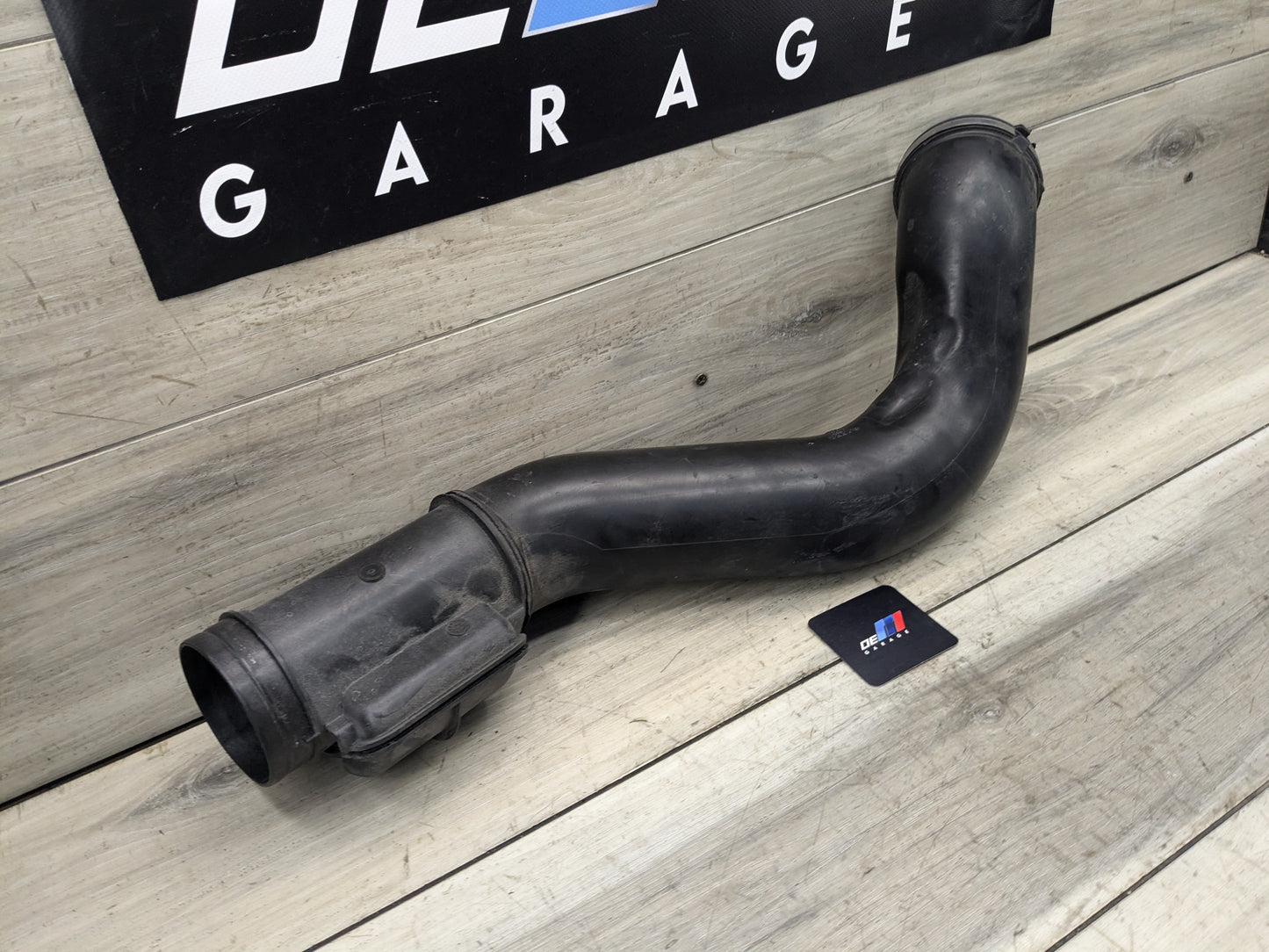 12-16 OEM BMW E89 Z4 Engine N20 Air Intake Tube Hose Pipe