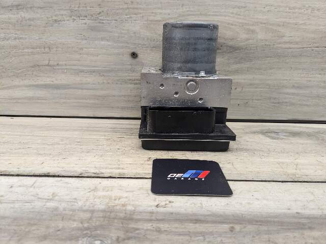 09-16 OEM BMW E89 Z4 Anti Lock Brake Pump Control Module Unit ABS DSC