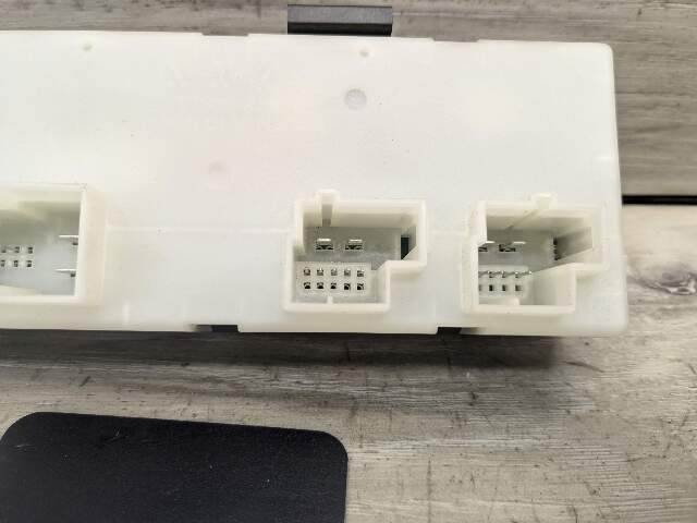 OEM BMW G01 G12 G20 G30 F90 F97 Trunk Tailgate Decklid Function Control Module