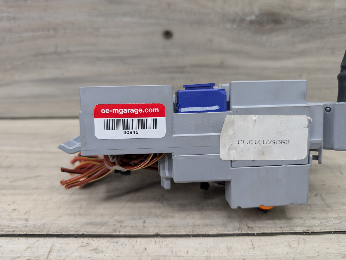 OEM BMW G20 G01 G05 G29 330 M340 X3 X5 Z4 Front Power Supply Fuse Junction Box