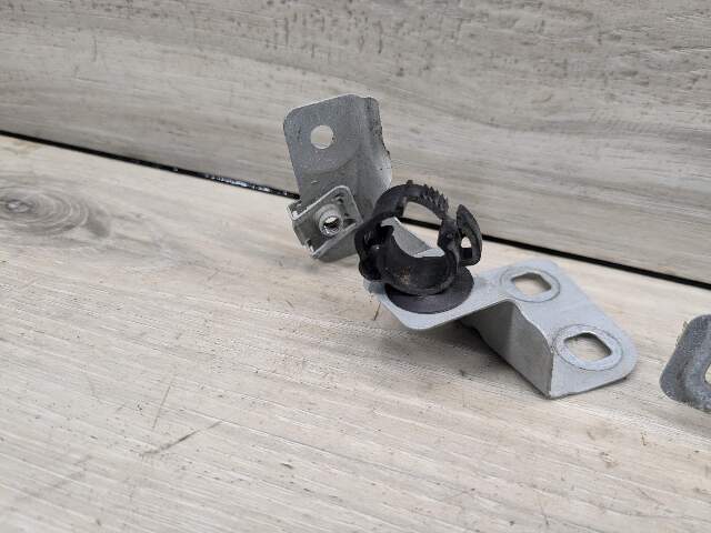 09-15 OEM BMW F01 F02 740 750 Front Right Passenger Fender Bracket Holder SET
