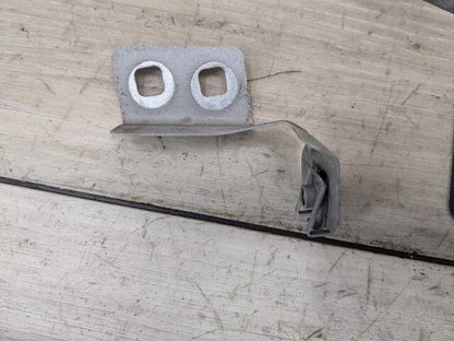 09-15 OEM BMW F01 F02 740 750 Front Right Passenger Fender Bracket Holder SET