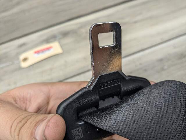 OEM BMW G01 G02 F97 F98 X3 X4 Front Right Passenger Seat Belt Seatbelt Retractor