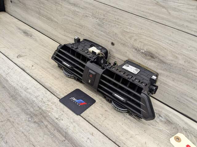 18-21 OEM BMW G01 G02 F97 F98 X3 X4 X3M X4M Dashboard AC Air Vent Center Grille
